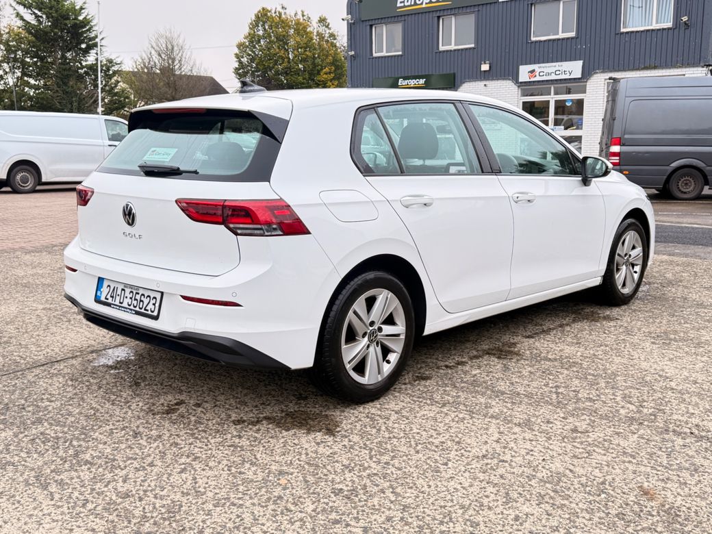 2024 Volkswagen Golf