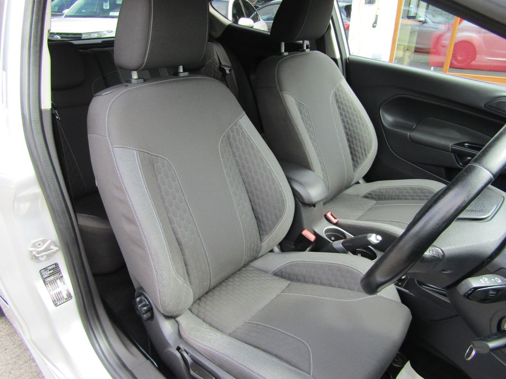 2013 Ford Fiesta