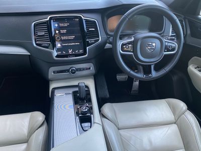 2022 Volvo XC90