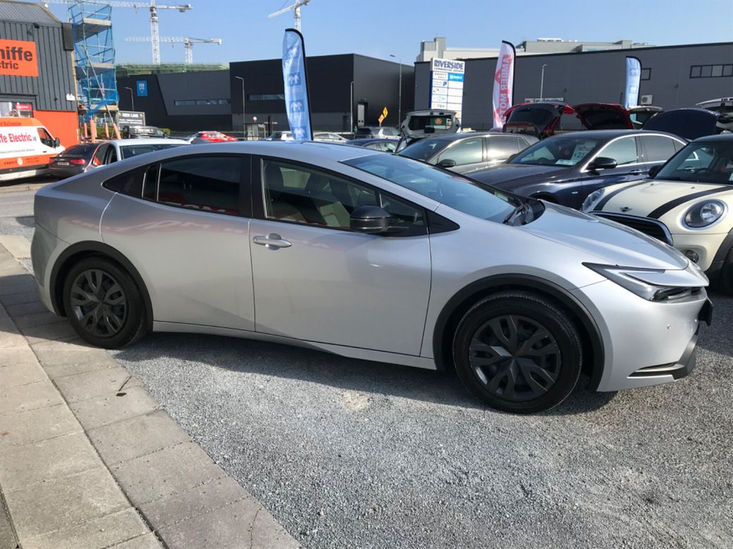 2025 Toyota Prius