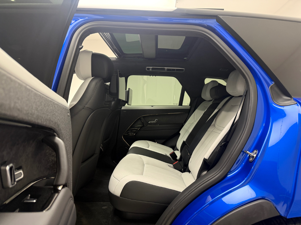 2025 Land Rover Range Rover Sport