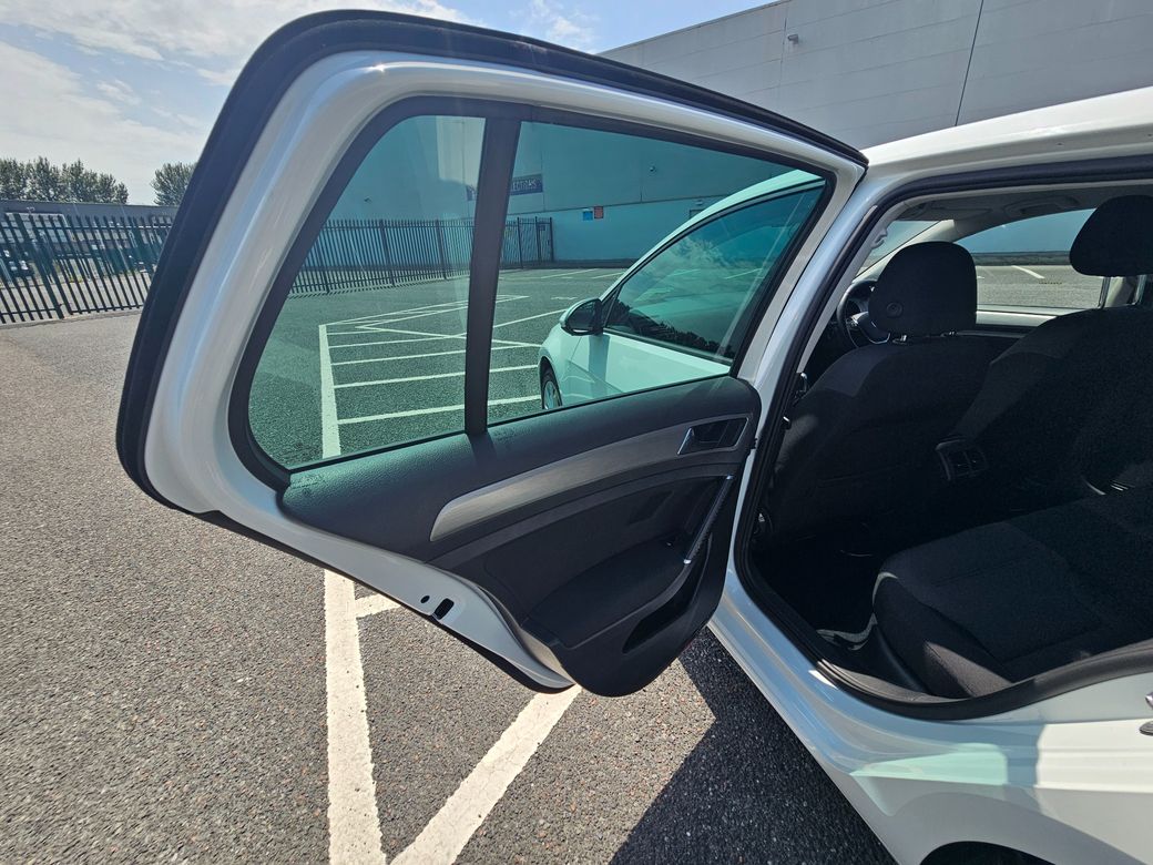2017 Volkswagen Golf