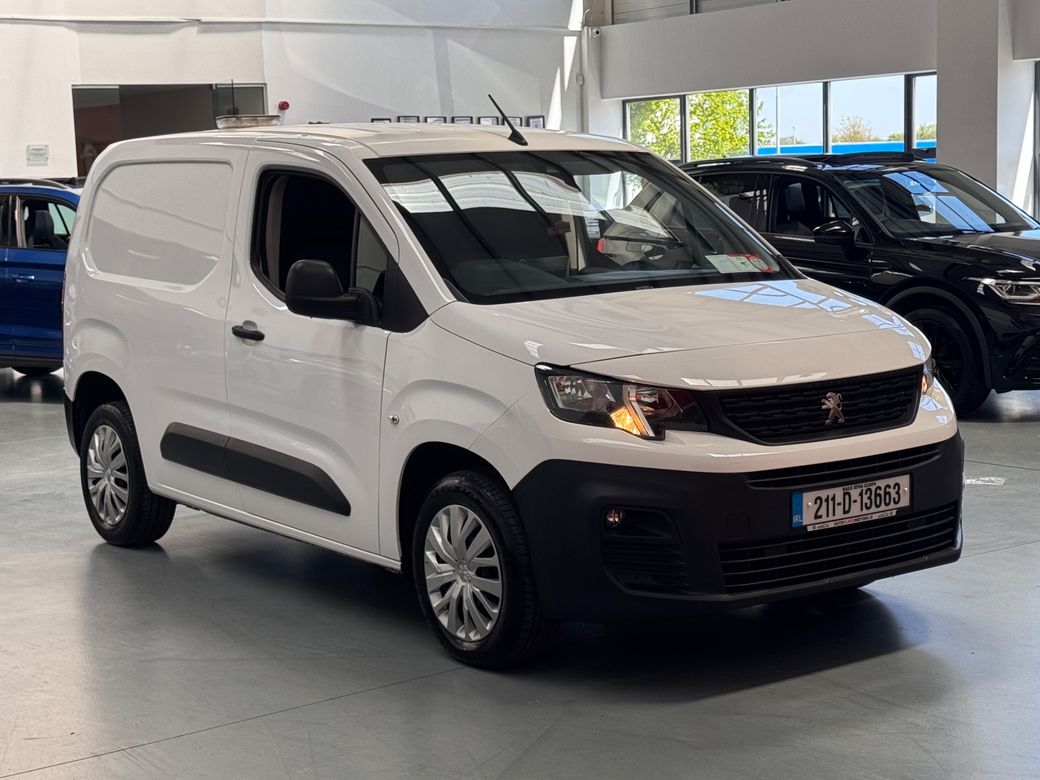 2021 Peugeot Partner