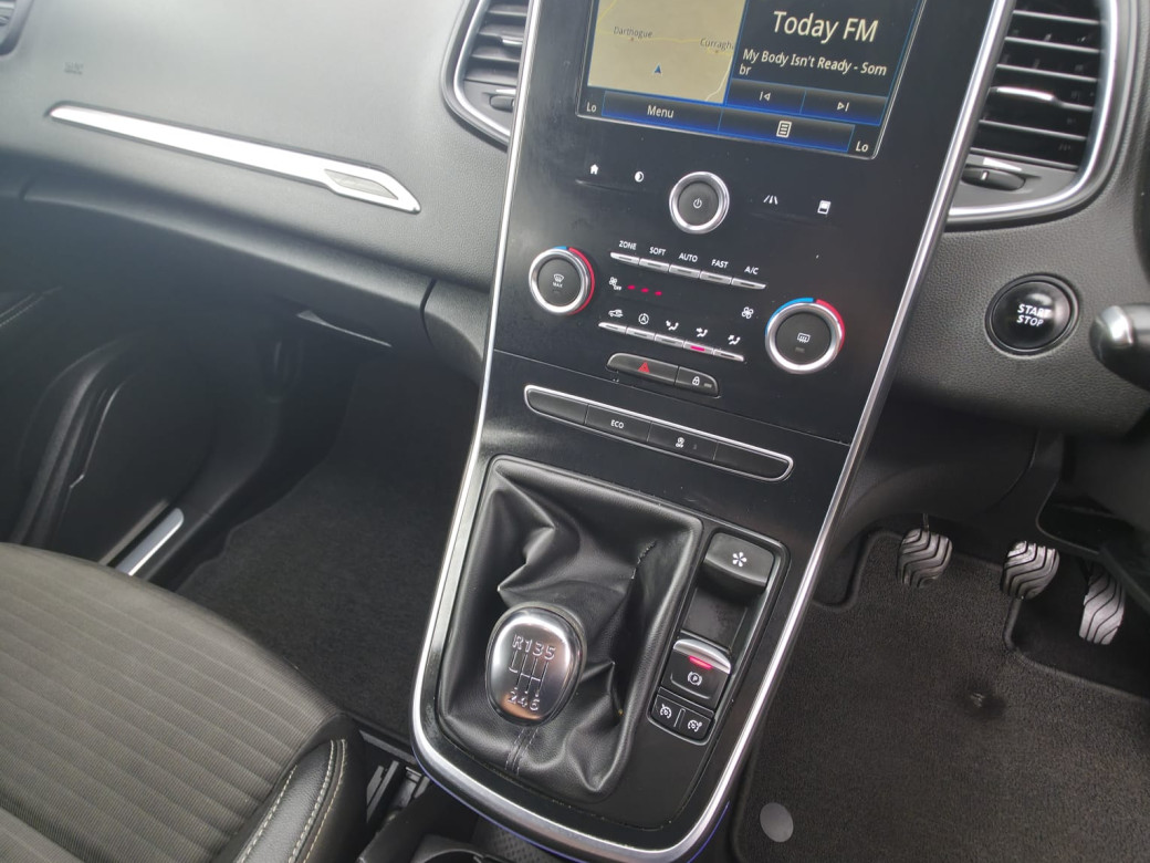 2017 Renault Scenic