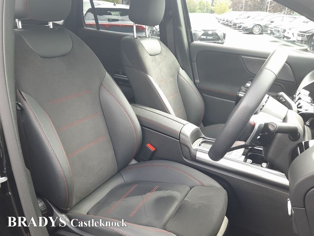 2025 Mercedes-Benz EQA