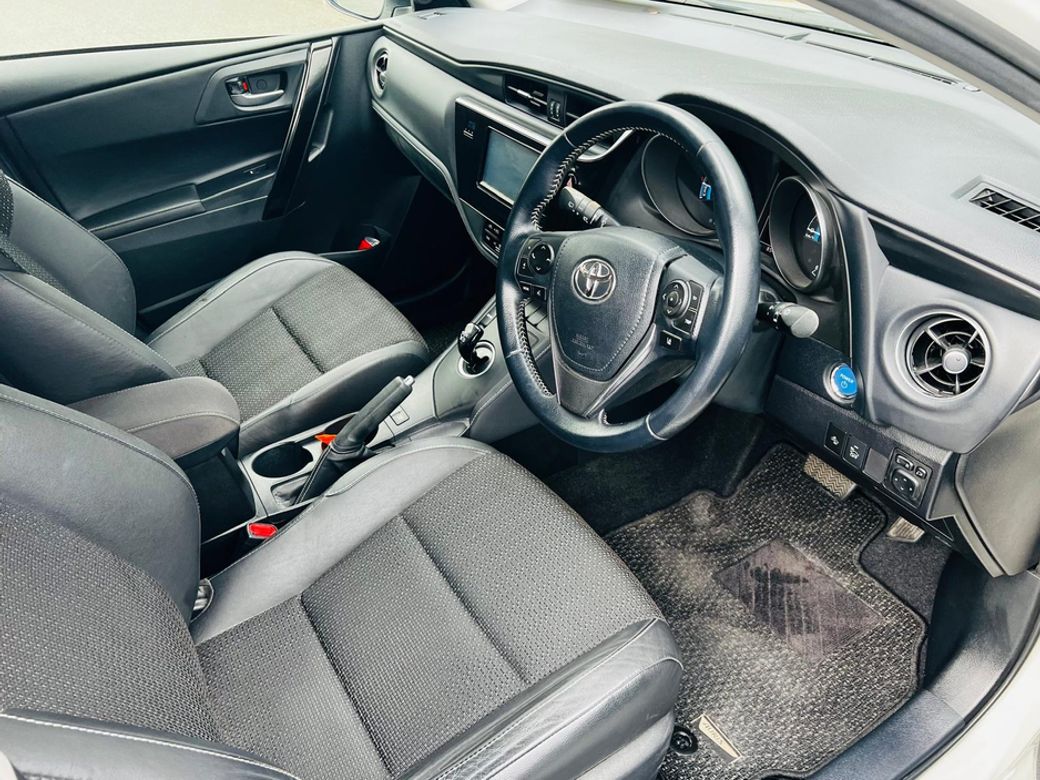 2017 Toyota Auris