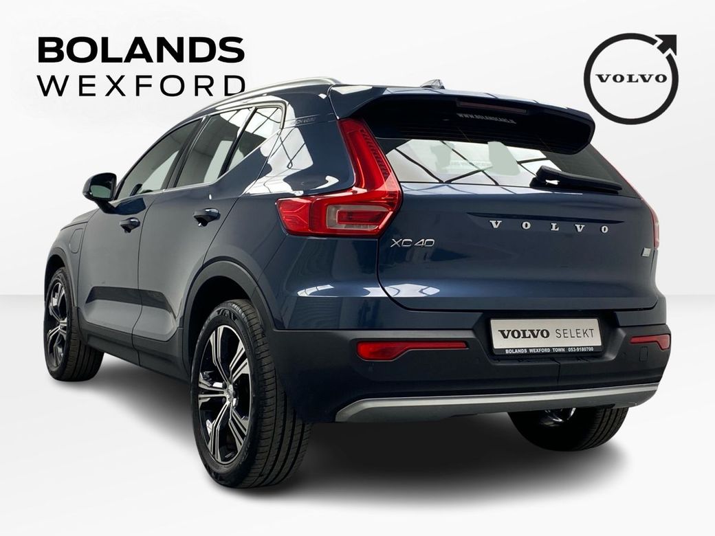 2021 Volvo XC40
