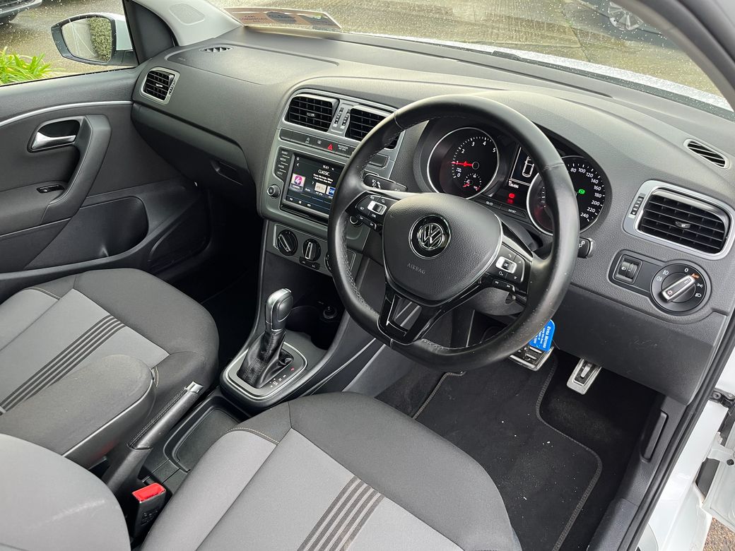 2017 Volkswagen Polo