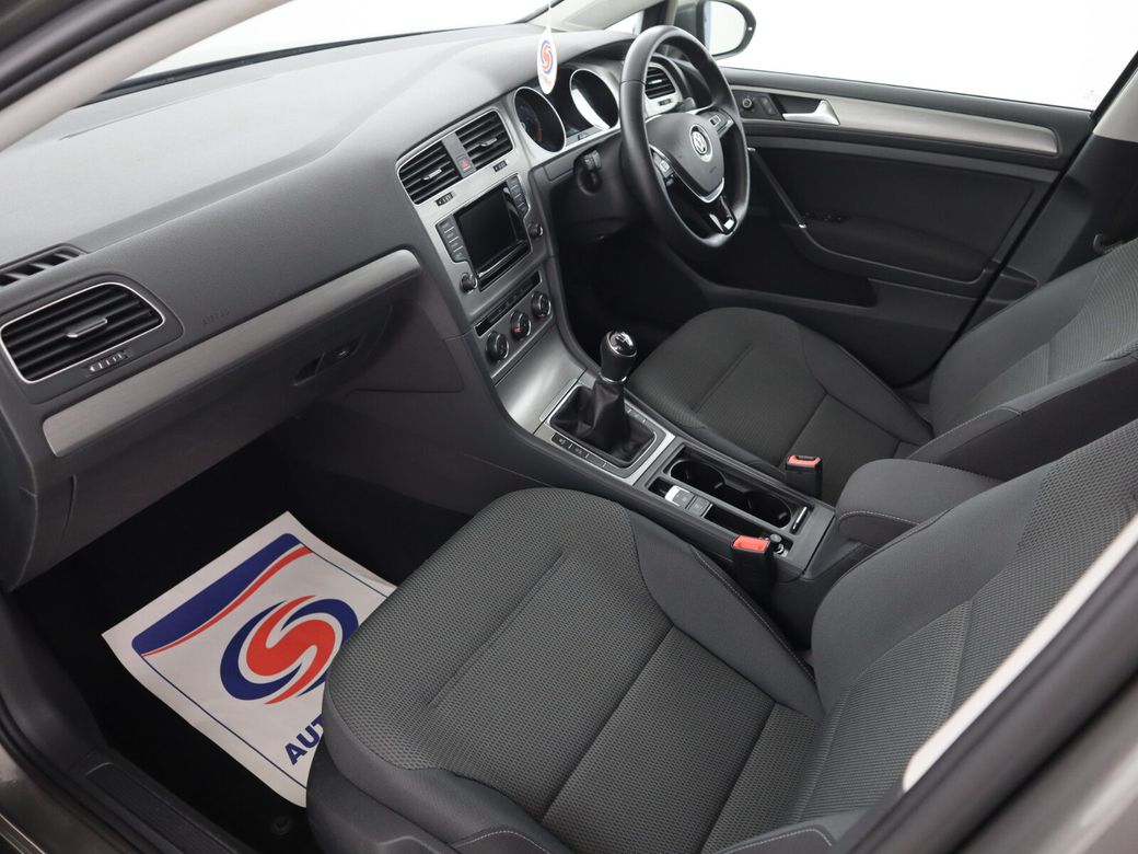 2016 Volkswagen Golf