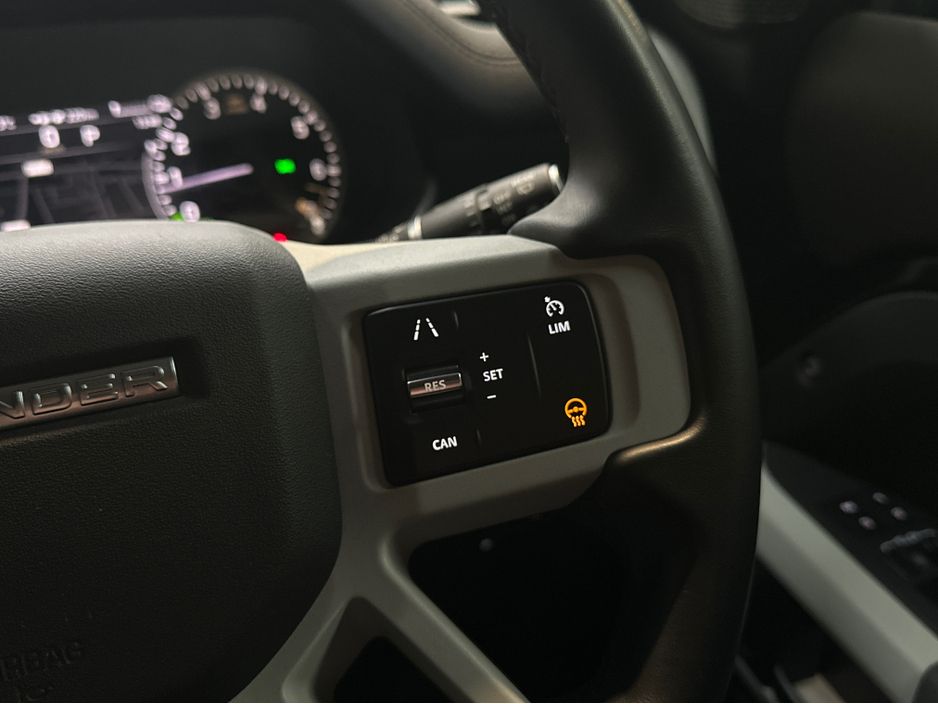 2023 Land Rover Defender