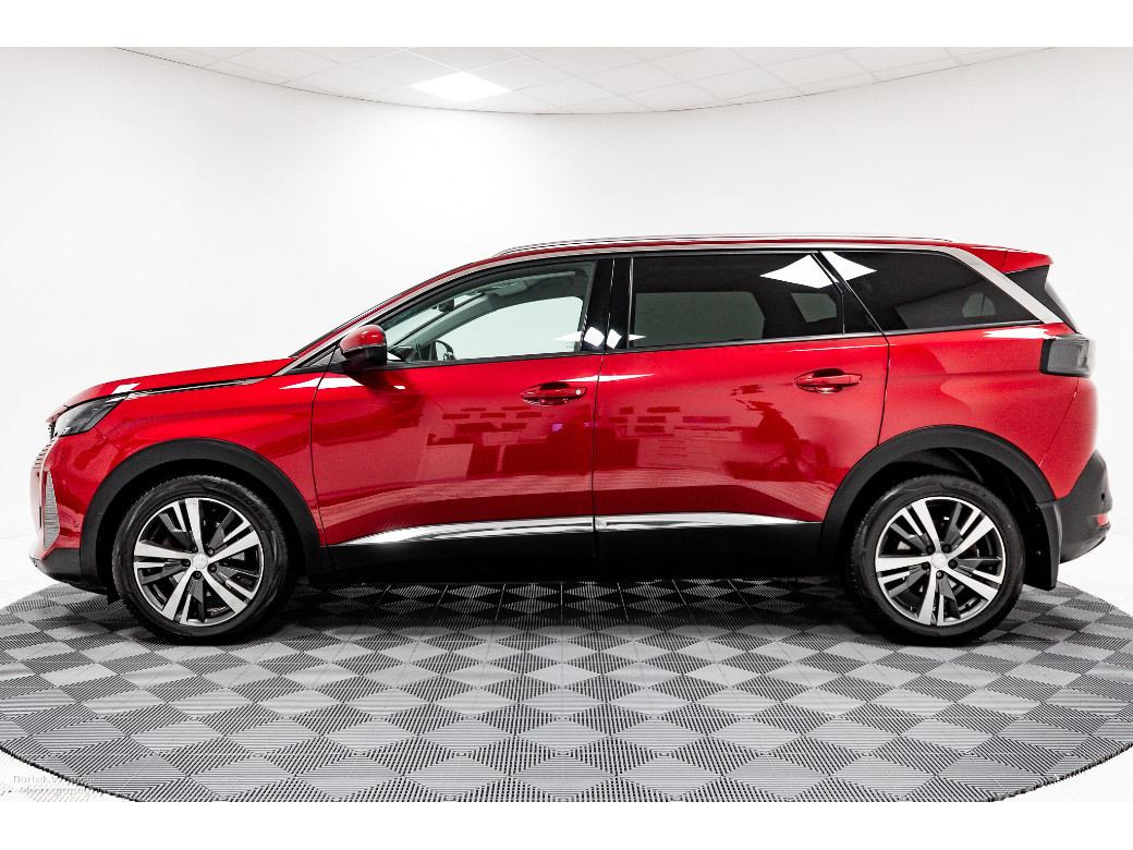 2021 Peugeot 5008
