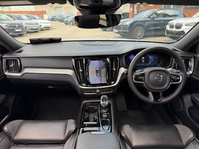 2022 Volvo V60