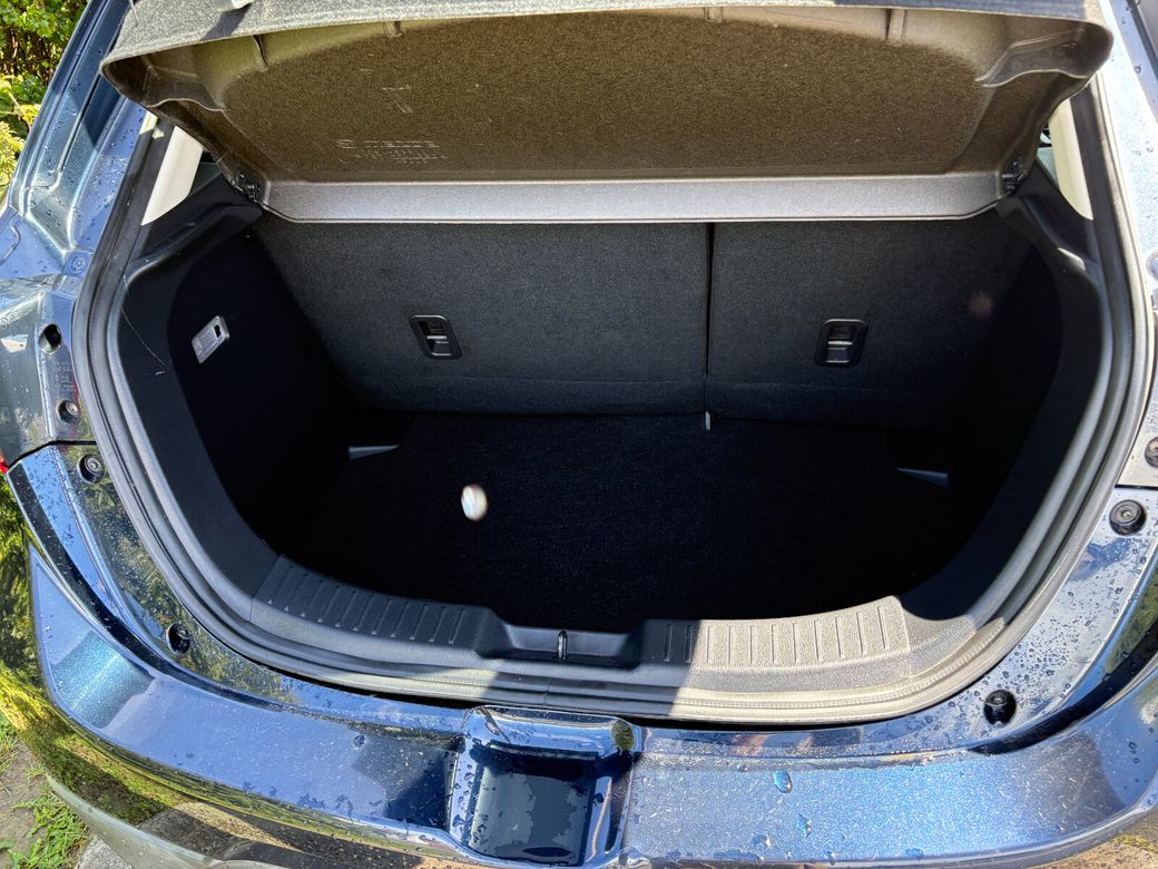 2016 Mazda Demio