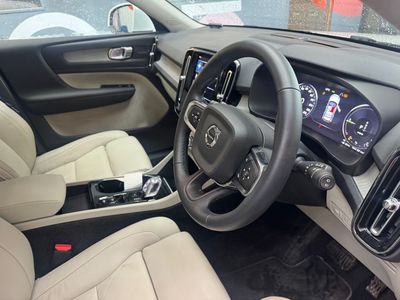 2021 Volvo XC40