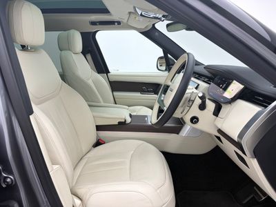 2025 Land Rover Range Rover