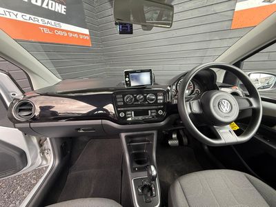 2015 Volkswagen up!