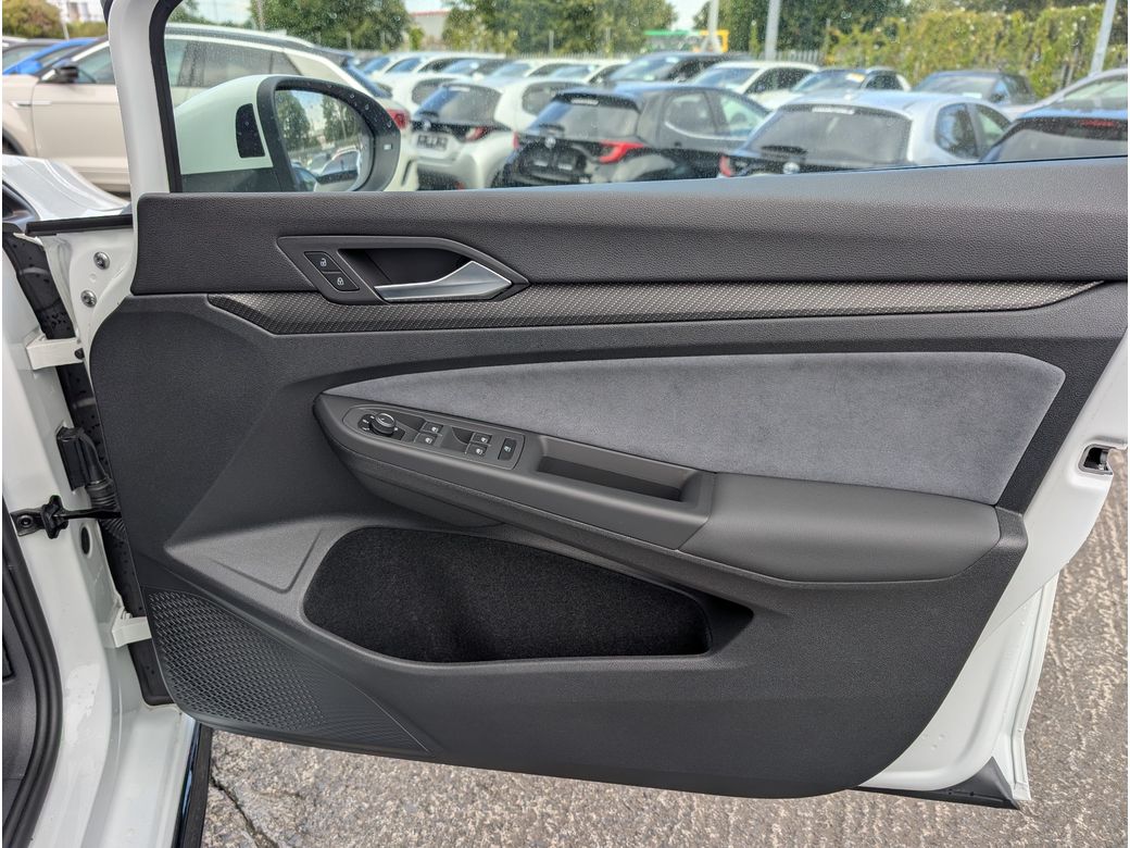 2024 Volkswagen Golf