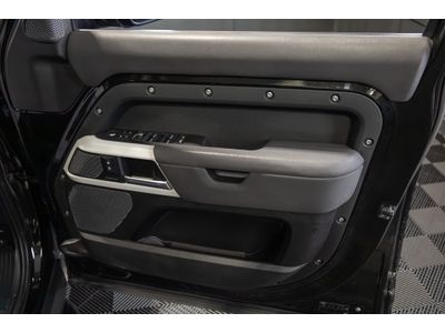 2022 Land Rover Defender 110