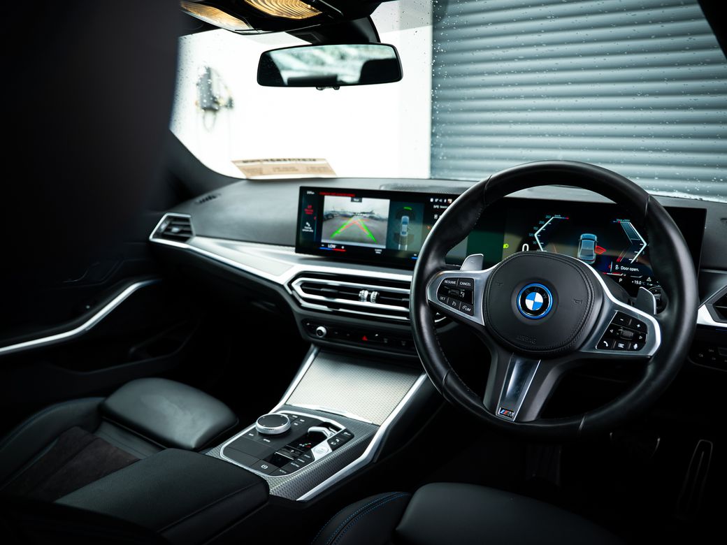 2023 BMW 3 Series