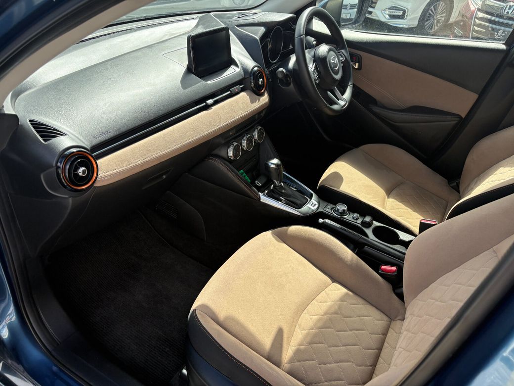 2017 Mazda Demio