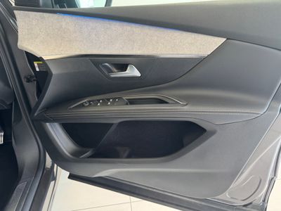 2024 Peugeot 5008