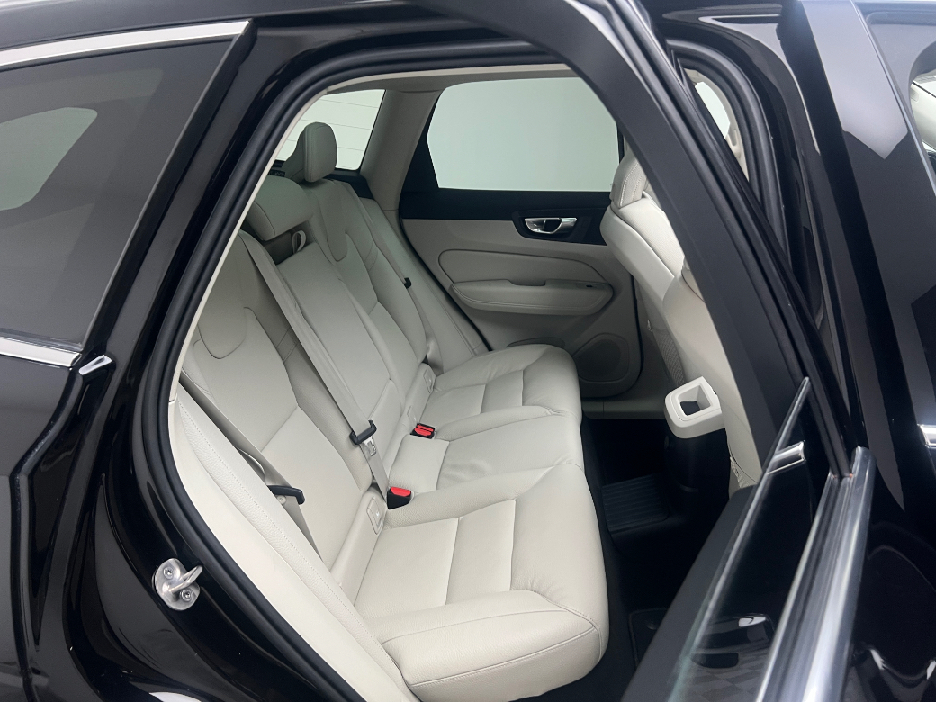 2023 Volvo XC60
