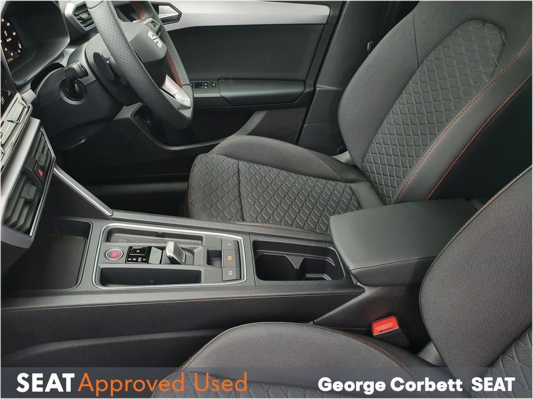 2025 SEAT Leon