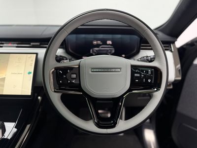 2025 Land Rover Range Rover Sport