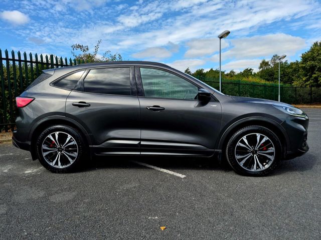 2022 Ford Kuga