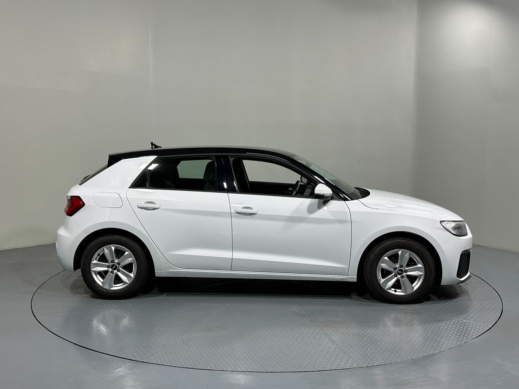 2021 Audi A1