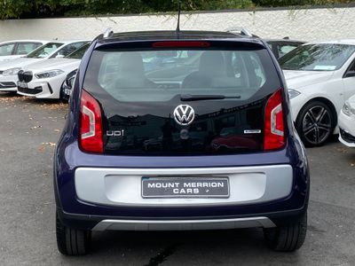 2016 Volkswagen up!