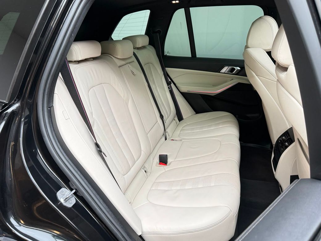 2022 BMW X5