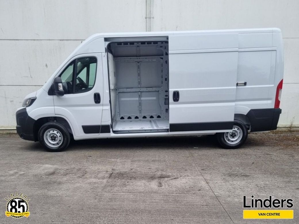 2026 Opel Movano