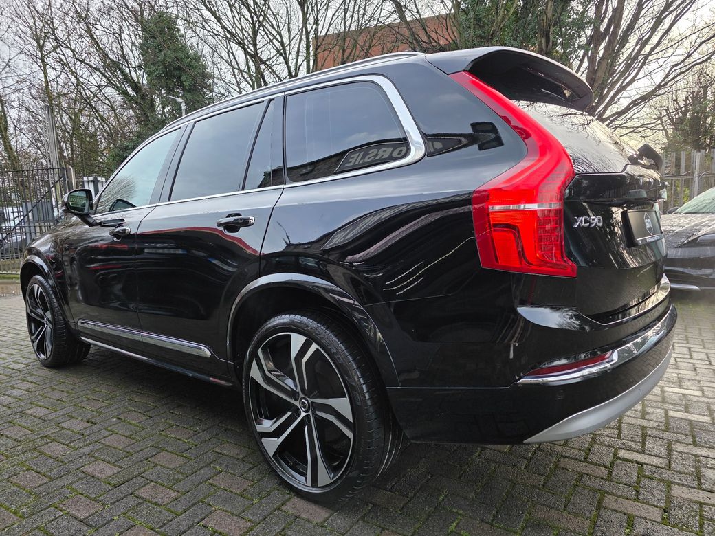 2022 Volvo XC90