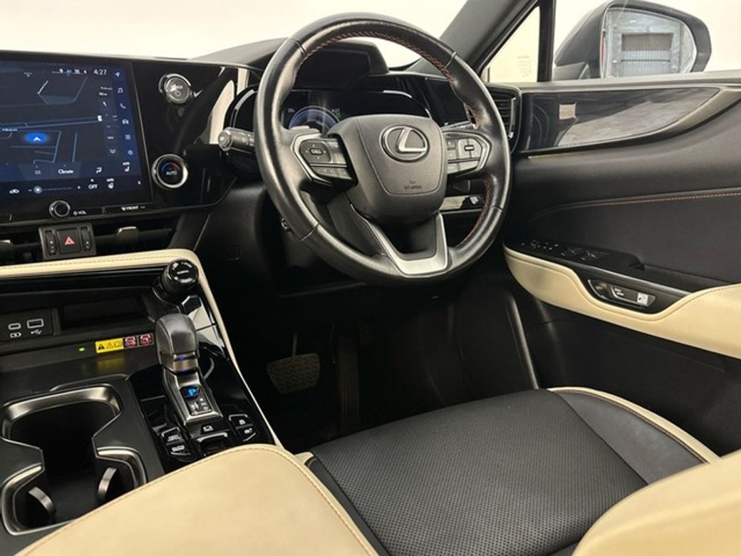 2022 Lexus NX 450H+