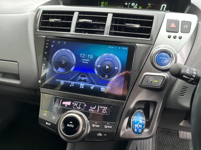 2014 Toyota Prius Alpha