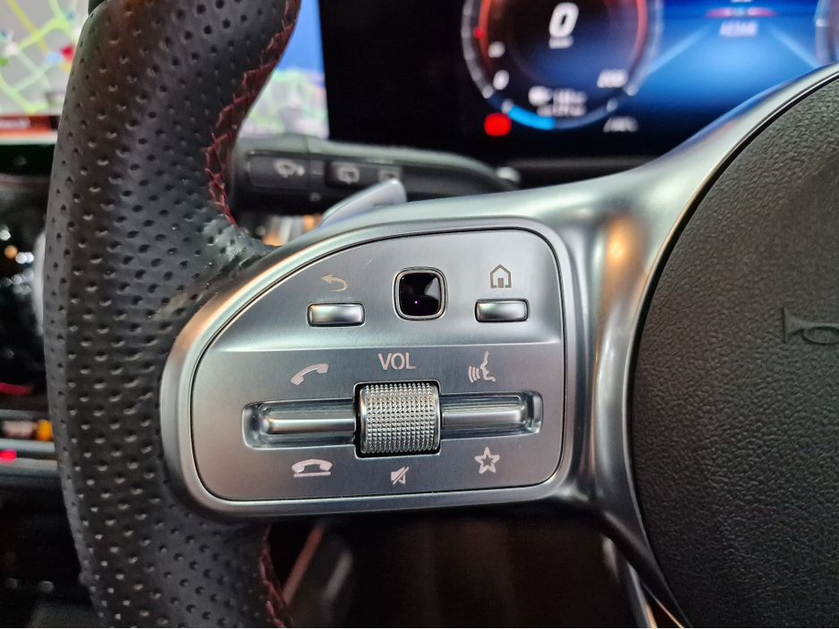 2023 Mercedes-Benz EQB