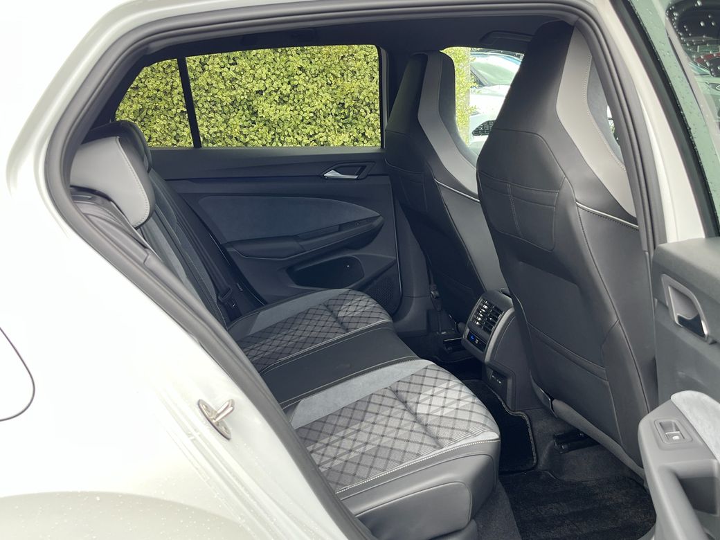 2024 Volkswagen Golf