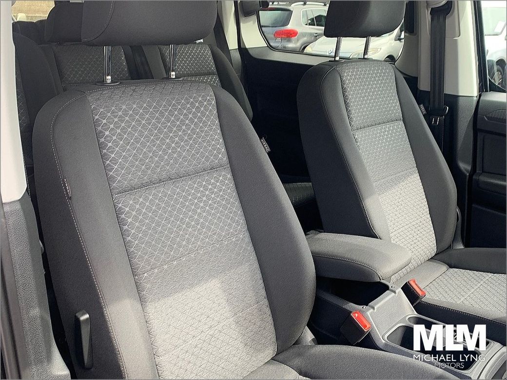 2025 Ford Transit Connect