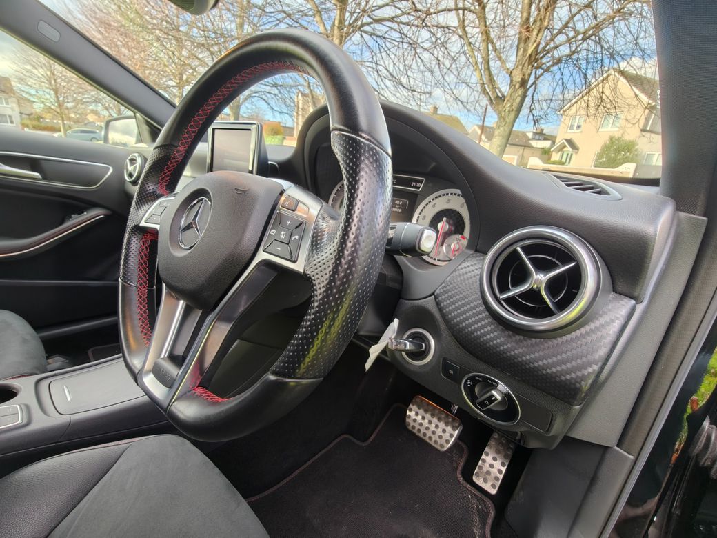 2015 Mercedes-Benz A 180