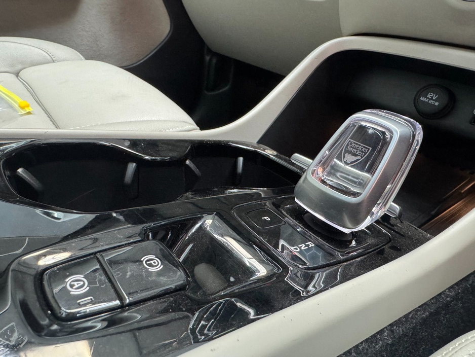 2020 Volvo XC40