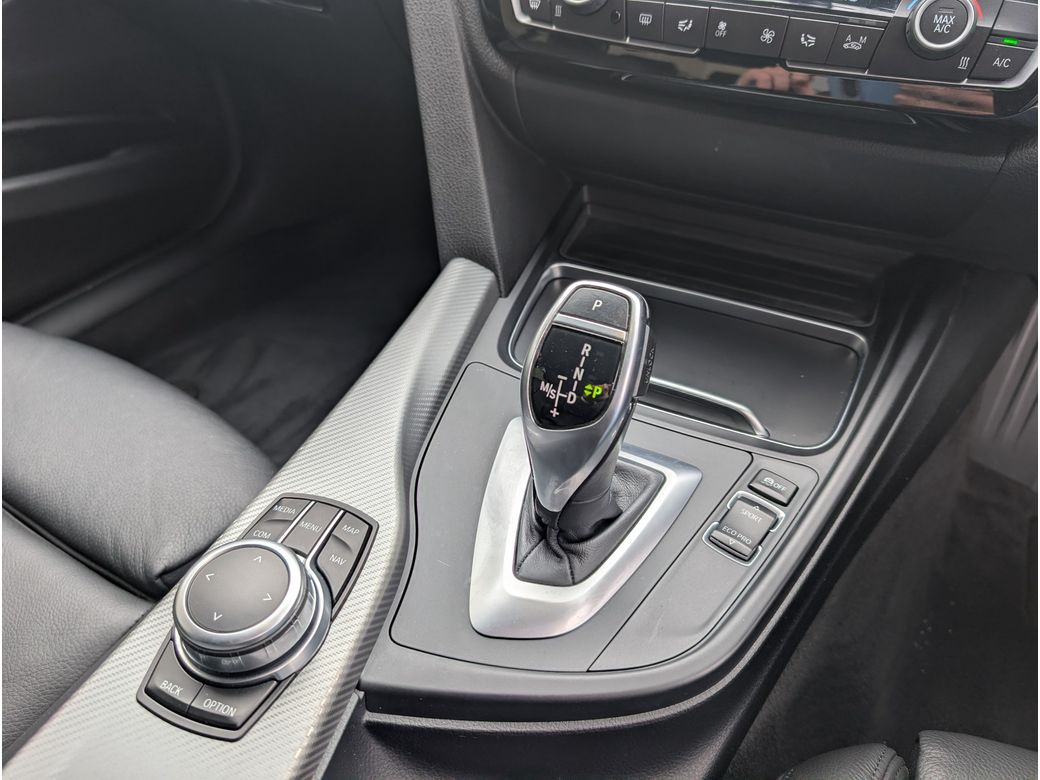 2018 BMW 320