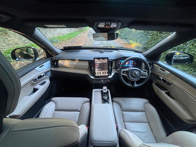 2025 Volvo XC90