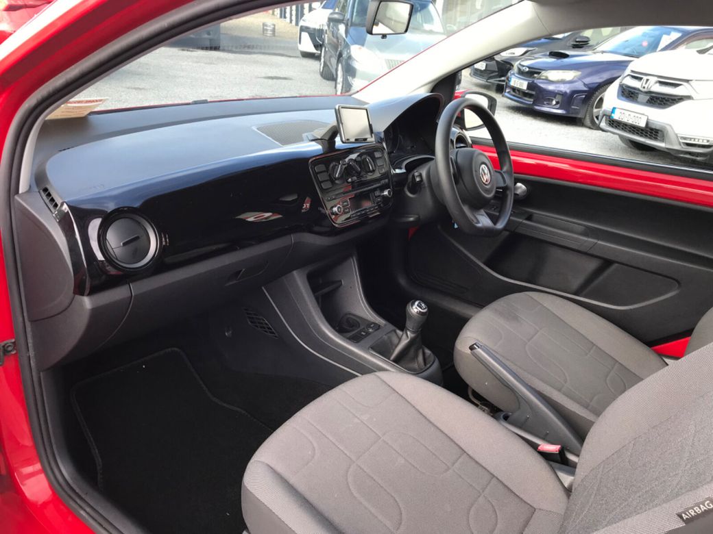 2015 Volkswagen up!