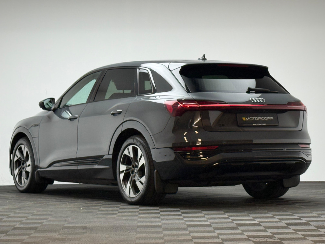 2023 Audi Q8 e-tron
