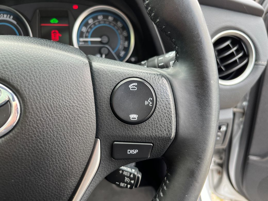 2015 Toyota Auris