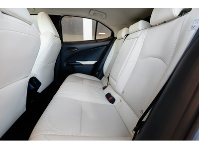 2022 Lexus UX 200H
