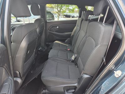 2017 Kia Carens