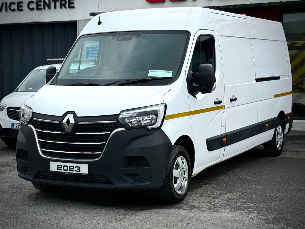 2023 Renault Master
