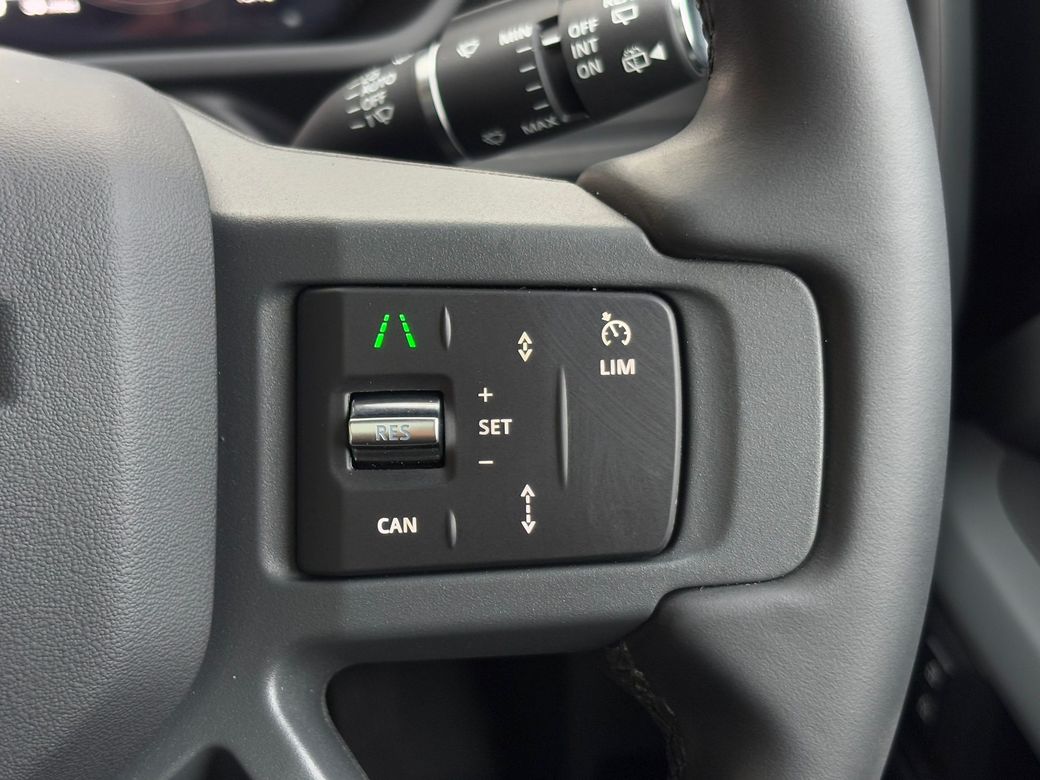 2025 Land Rover Defender